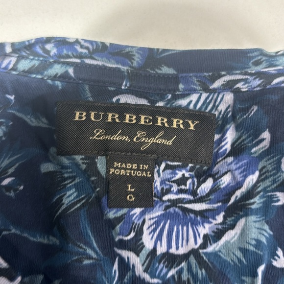 Vintage Burberry t shirt - Picture 2 of 4